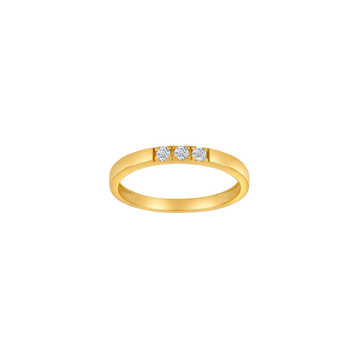 Siersbøl alliancering i 8 karat guld med 3 klare zirkonia på ringskinnen, 2 mm bred