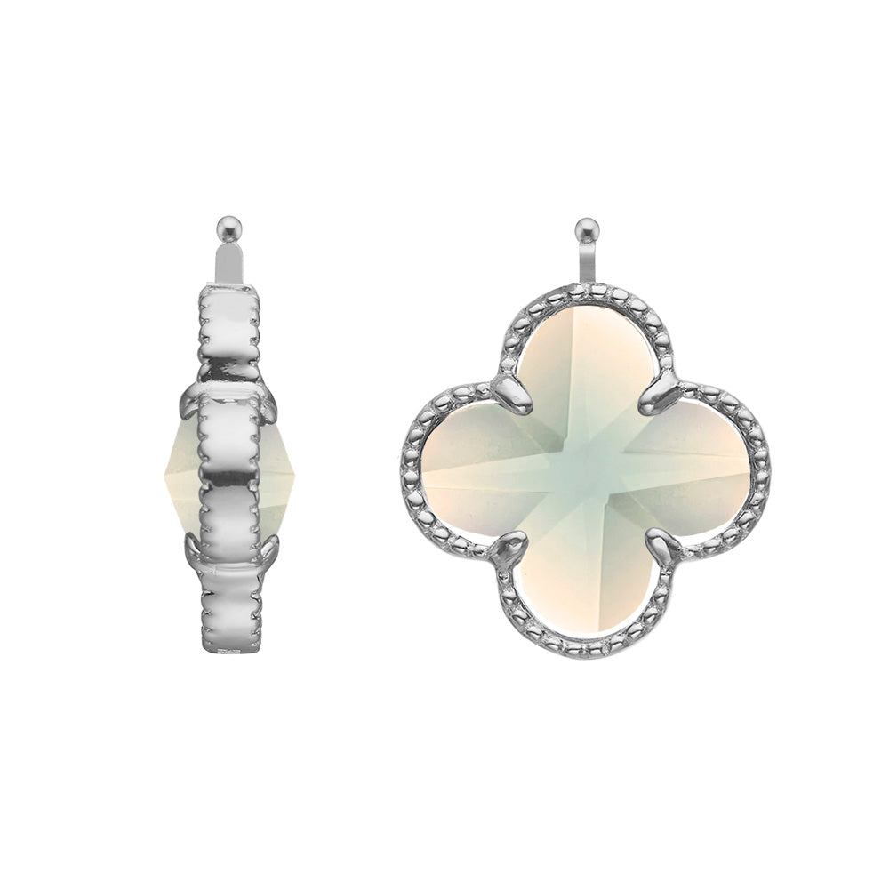 Eleganter Heide Heinzendorff Kleeblatt-Anhänger aus Silber mit mehrfarbigem Glas in stilvoller Vierblattform.