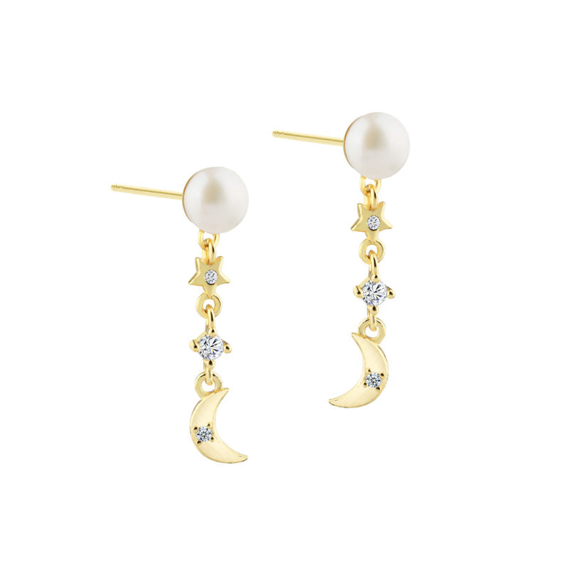 Elegante DREAMLIT Pearl Charm Ohrstecker von Aqua Dulce aus vergoldetem 925er Sterlingsilber mit Süßwasserperlen und funkelnden Zirkonia, 2,2 cm