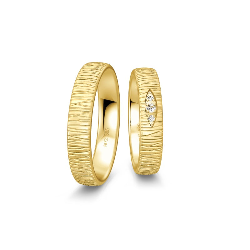 Breuning Renaissance Trauring aus Gold mit 3 Diamanten (0,07 ct)