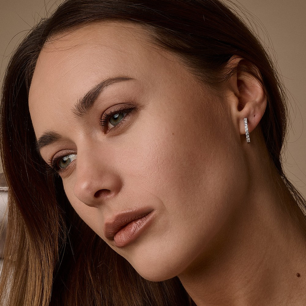 Nuran - Creole aus 14-karat Gold mit insgesamt 0,36ct - 18 mm