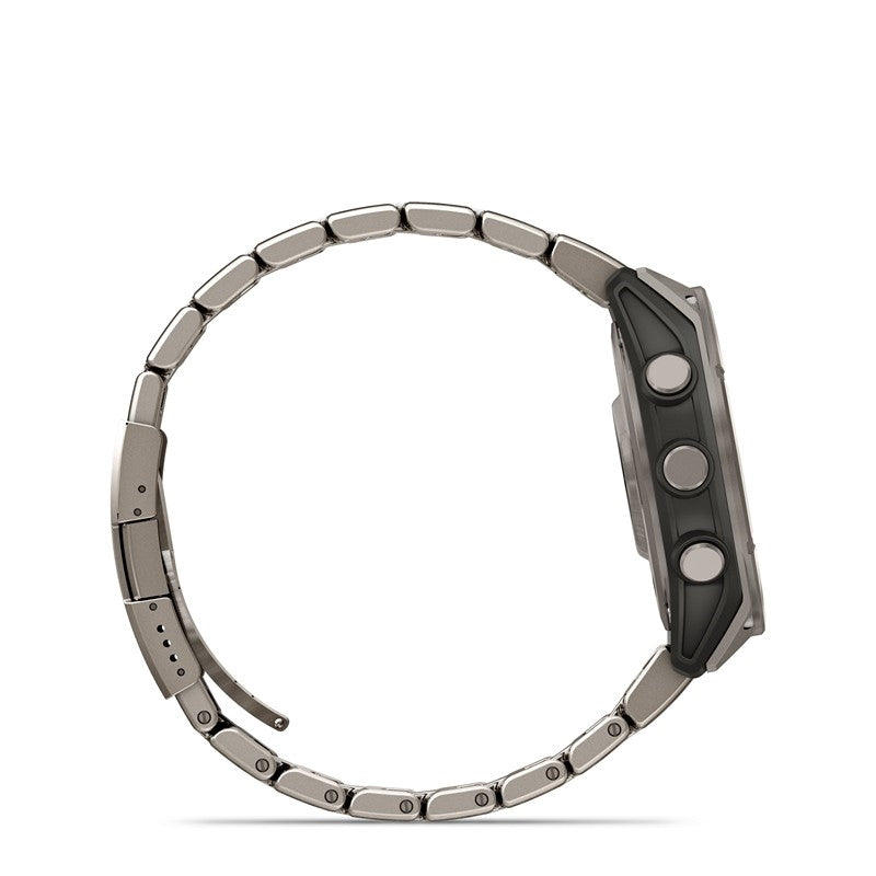 Fenix 8 Amoled smartwatch fra Garmin med titanium