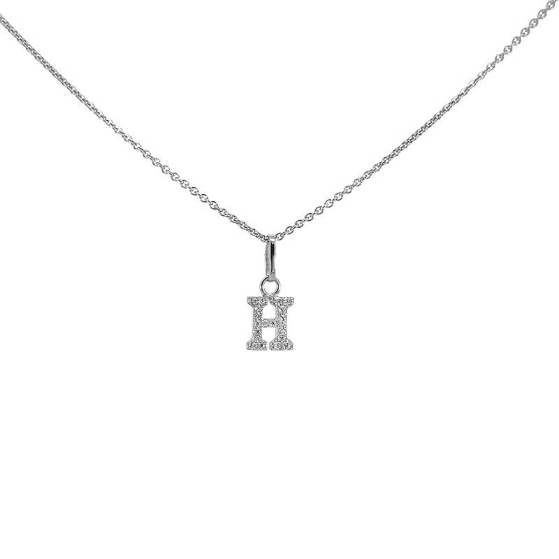 Buchstabenanhänger in Silber mit zirkonia