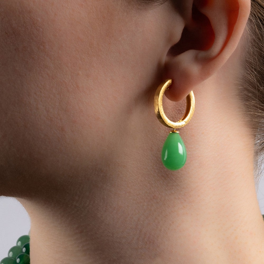 Heide Heinzendorff Tropfenanhänger aus böhmischem Quarzglas in vergoldetem Silber mit grünem Quarz 12 x 24 mm