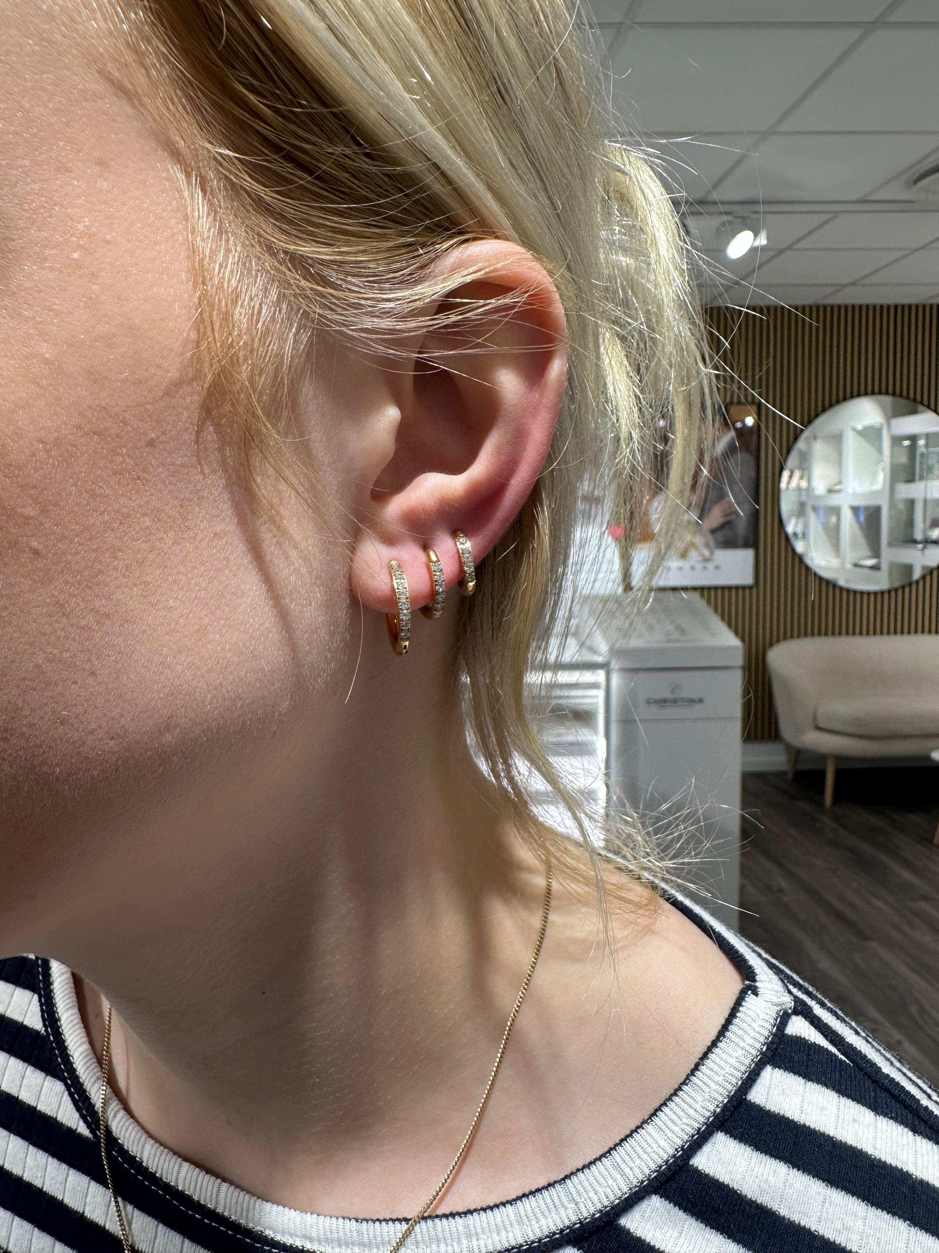 100% Titan - Nickelfreie Creolen aus vergoldetem Titan mit Zirkonia 12 mm