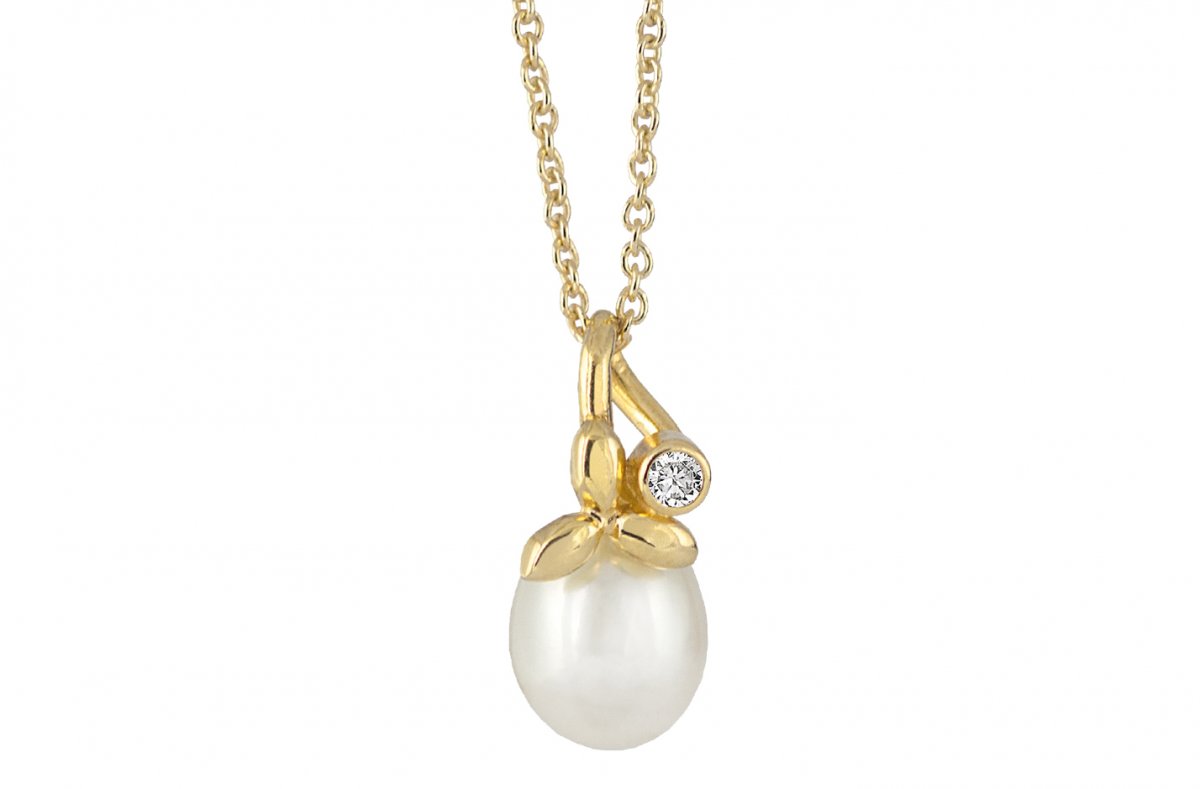 Rabinovich Rain Drop Collier aus vergoldetem Sterlingsilber mit weißer Süßwasserperle und funkelndem Zirkonia – elegant und zeitlos beim Schmuckzentrum