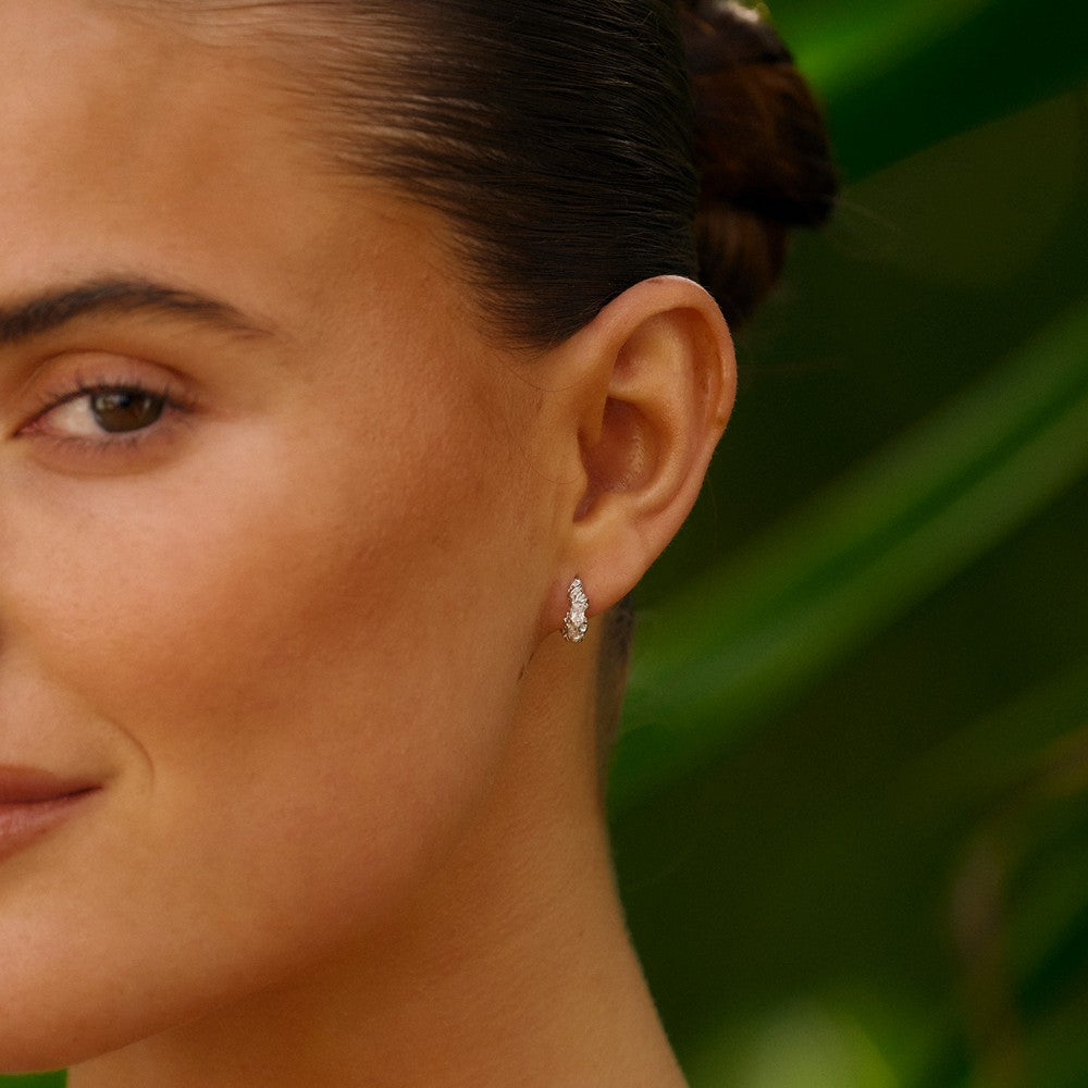 Camille Brinch Small Flare Zebra Hoops i forgyldt sølv