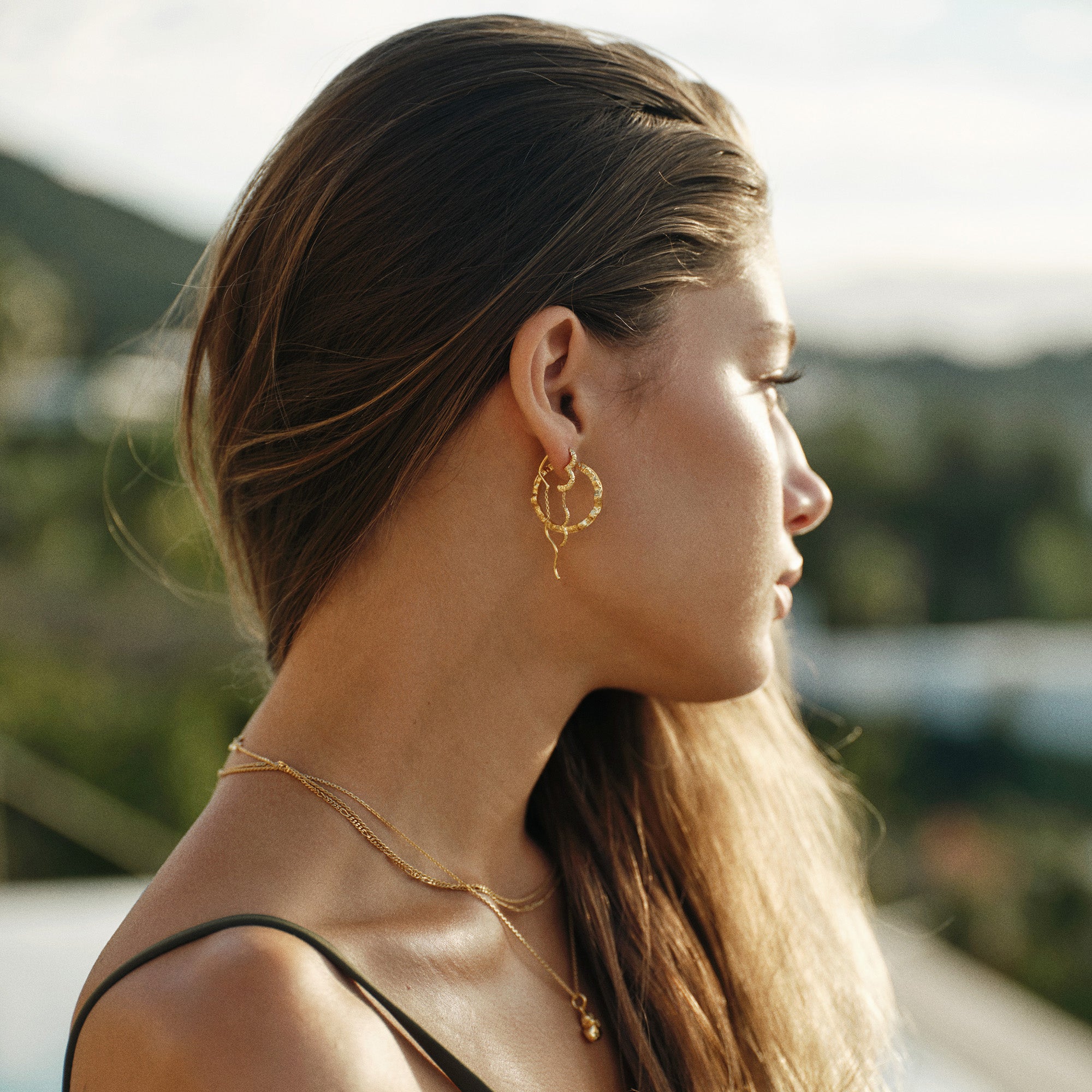 Camille Brinch Wavy Sparkly Heart Earlines forgyldt styling