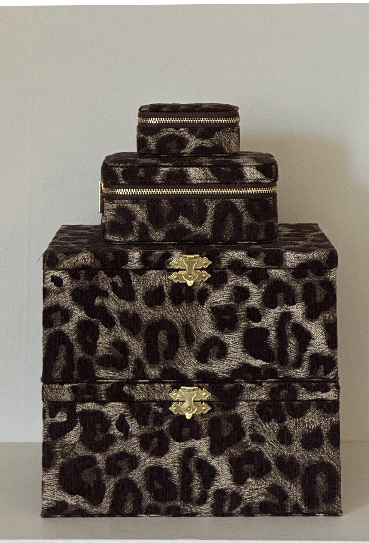 Pico Copenhagen smykkeskrin i Leo Gold stablet: Giant, Large og Small