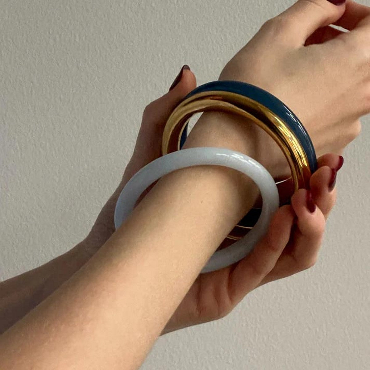 Pico Copenhagen Sun Bangle armringe i resin i flere farver