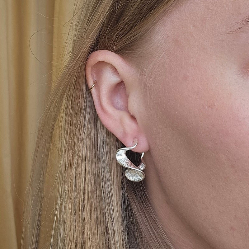 Aqua Dulce - Rhumba Medium Hoop i sterlingsølv