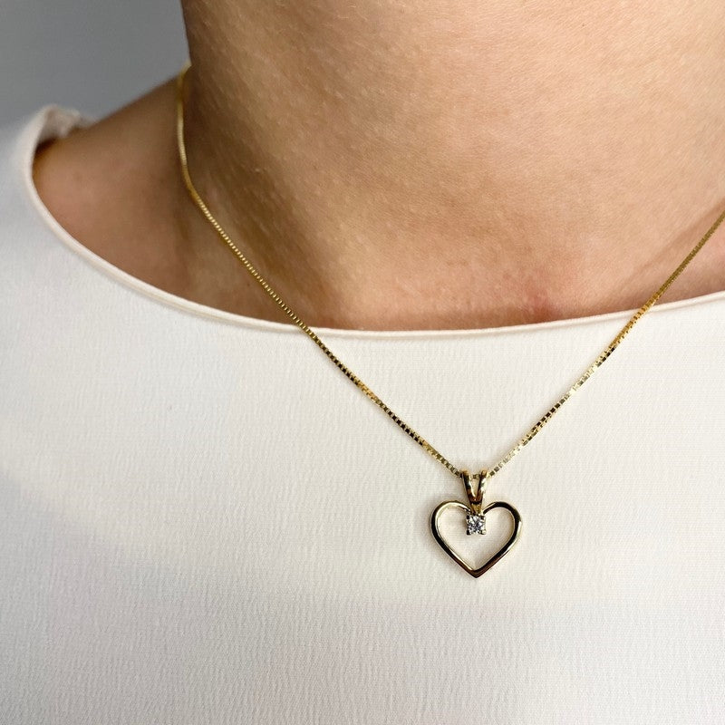 Kleopatra Hjerte Vedhæng i  8kt. guld 0,05ct.-0,25ct. diamant