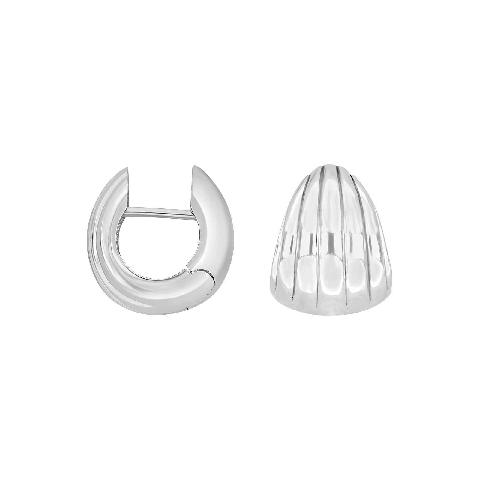 Heide Heinzendorff Lisa-creoler i rhodineret sølv 15x13 mm er elegante system-øreringe i blankt sølv med facetdetaljer.