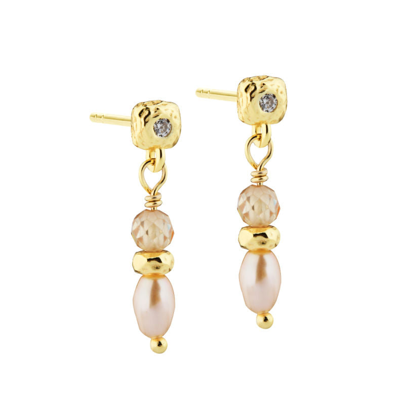 LIORA Ohrstecker von Aqua Dulce aus elegant vergoldetem 925er Sterlingsilber mit Süßwasserperlen und funkelnden rosafarbenen Zirkonia, 1,7 cm – zeitloser und raffinierter Schmuck bei Schmuckzentrum