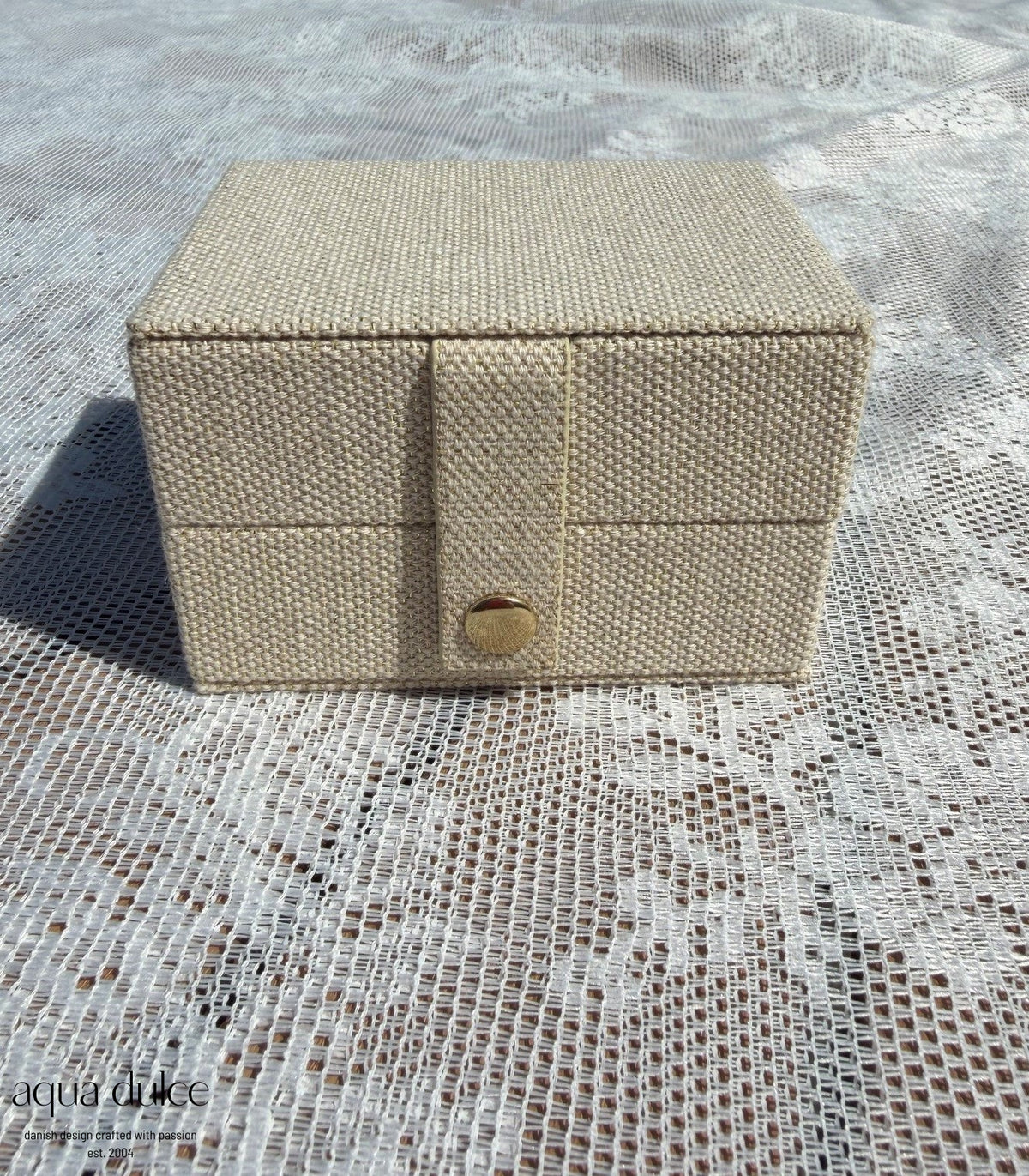 Aqua Dulce Jewellery Box Mini lille rejse-smykkeskrin i sand, billede 3