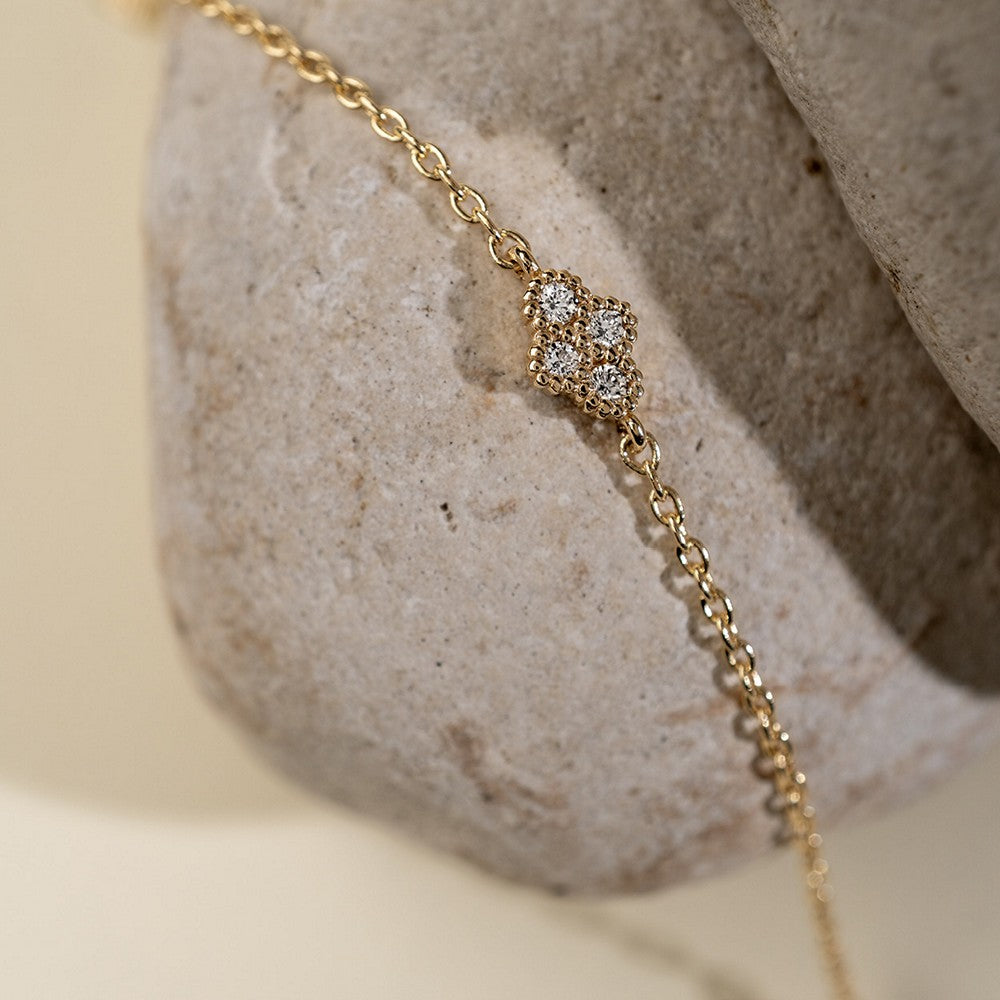 Athene diamant armbånd i 14 karat guld fra Nuran