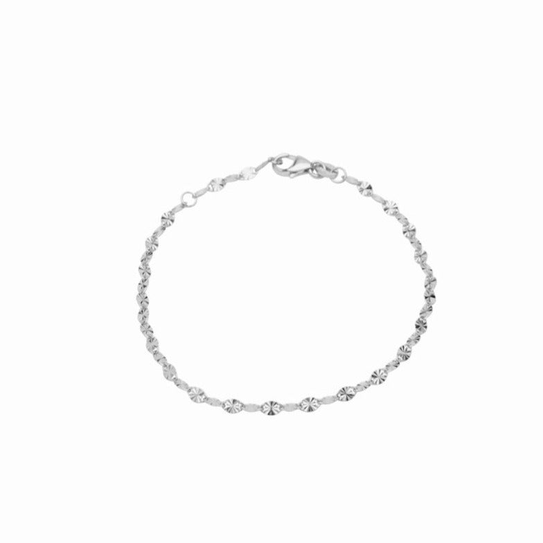 Pico Dana armbånd i forgyldt sølv - vist på håndled