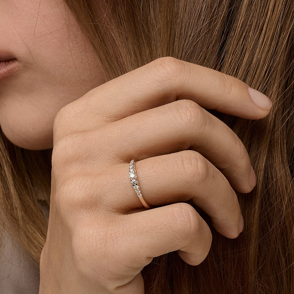 14kt Empire Diamantring in 14 kt Gold mit 0,24ct.