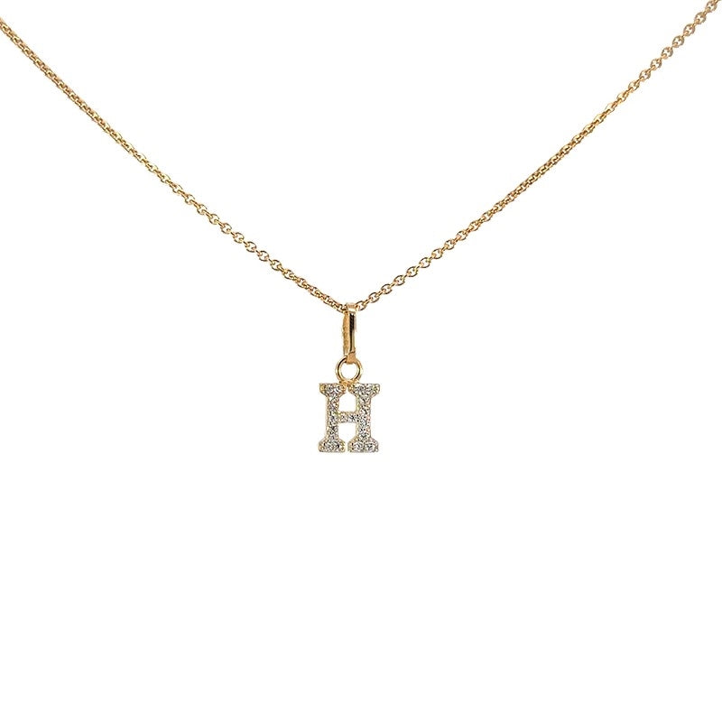 Buchstabenanhänger in 8 Karat Gold mit zirkonia