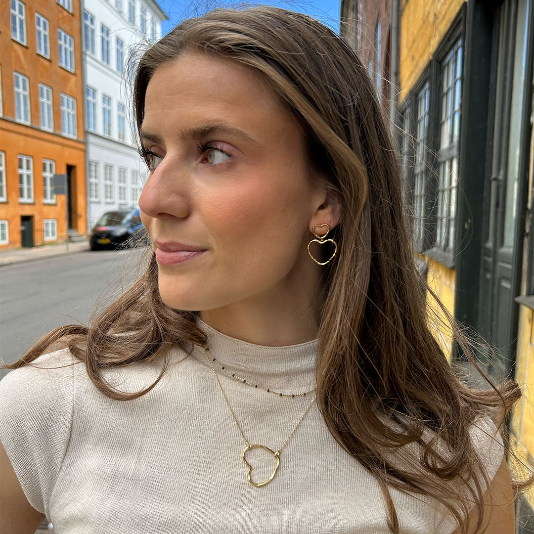 Enamel Organic Heart Chunky halskæde i forgyldt messing, model