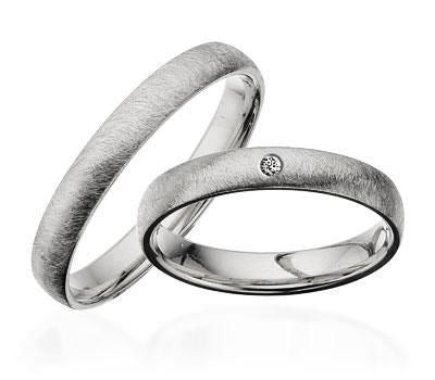 Mattierte, gebogene, silberne Ringe - 3,5 mm breit. Mit oder ohne Brillant