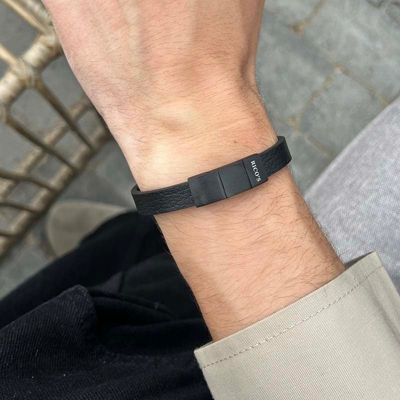 Rico's Læderarmbånd til mænd i sort læder og stål