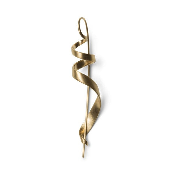 Jane Kønig Ringlet ørering i mat forgyldt sølv i elegant design