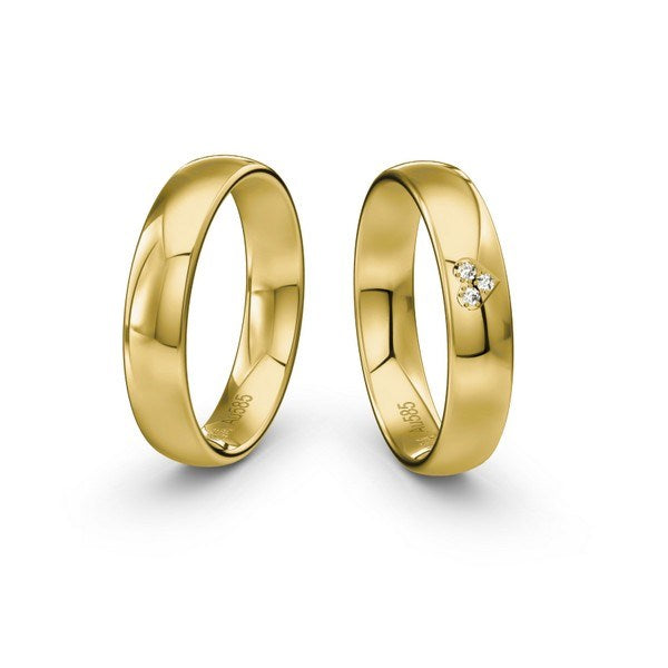Siersbøl vielsesringe i guld med hjerte-mønster og 3 brillanter – 0,021 ct. romantisk design