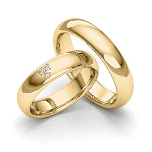 Siersbøl Hochzeit - Trauringe aus 14kt. Gold mit Herz aus Diamanten