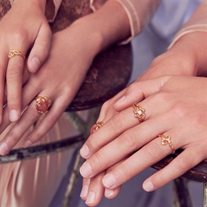 Maanesten - Ring mit Sonnenstein in Gold vergoldet silber
