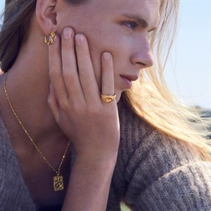 Maanesten - Ring Gigi aus vergoldetem silber mit gehämmerter Oberfläche