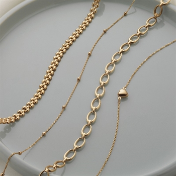 Elegante Halskette aus 8 Karat Gold von Scrouples 3