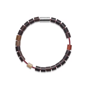 Black Sun RINCON Basic-Armband aus rotem Nylon und passenden Perlen mit silberner Schließe 