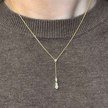 8kt Goldanhänger mit 4 zirkonia inkl. Kette 2