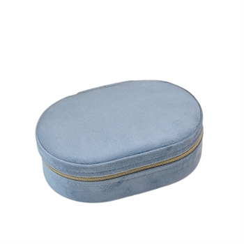 Ovales Schmuckkästchen aus Velours in Babyblau