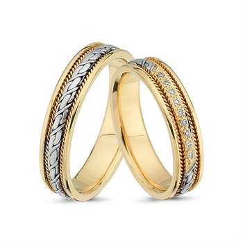 Nuran - Eheringe aus 14 kt Gold mit 5 Diamanten mit Brillantschliff von insgesamt 0,45ct