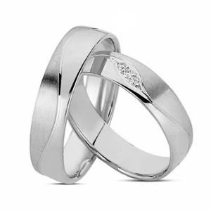 14 Karat weiß - 3 Diamanten - seidenmatte und glänzende Oberfläche