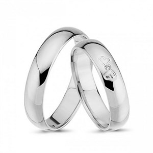 Nuran - Trauringe aus 14kt. Weißgold mit 1 Brillant und zwei Herzen im Damenring