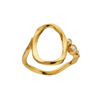 Alphabet Ring in Vergoldet Silber mit dem Buchstaben O von Maanesten