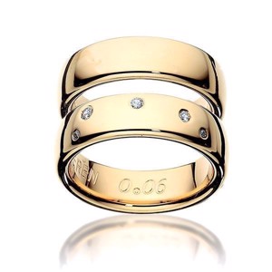 Ringe aus 8-14 kt Rotgold - mit Widder-Sternbild in Diamanten
