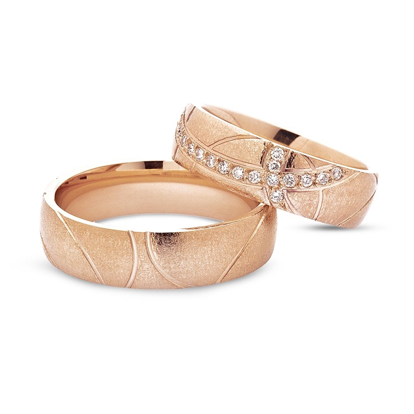Ringe aus 14 Karat Roségold - 0,19 Karat Diamanten im Damenring
